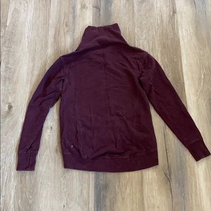 lululemon athletica Jackets & Coats - Lululemon Pullover lululemon athletica Jackets & Coats - Lululemon Pullover